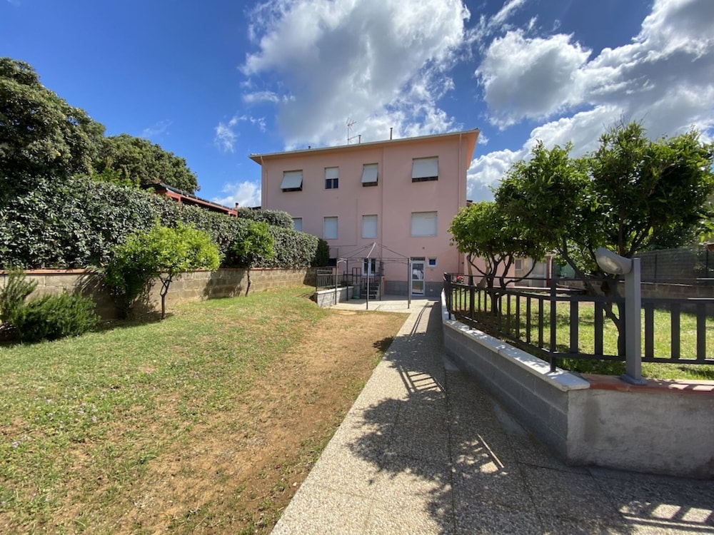 5 Beds With Garden and air Conditioning-rif Pagaps