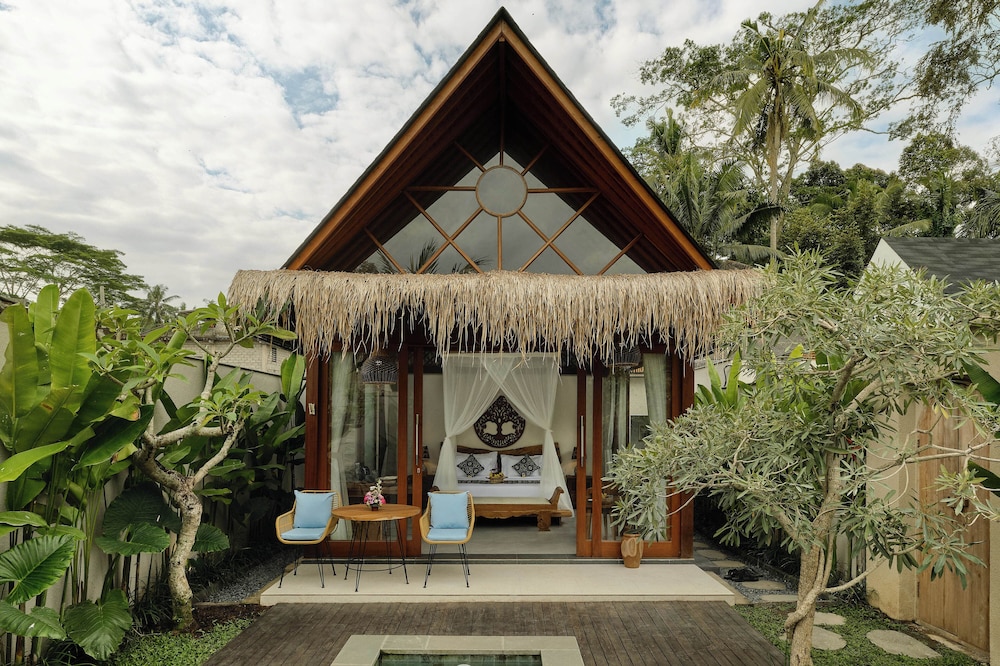 Changi Jungle Ubud Villas