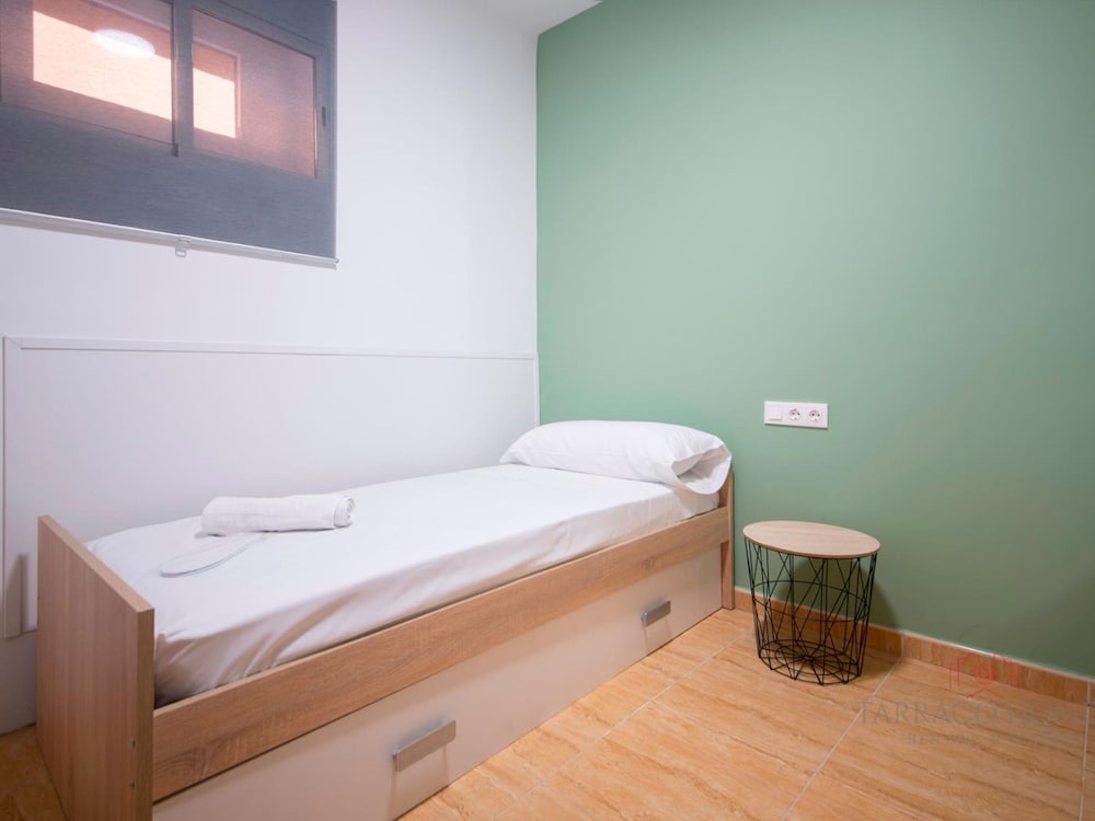 Th08 Apartamento Moderno con Patio Privado