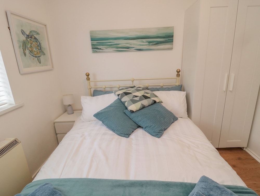 Sunrise Cottage view 4