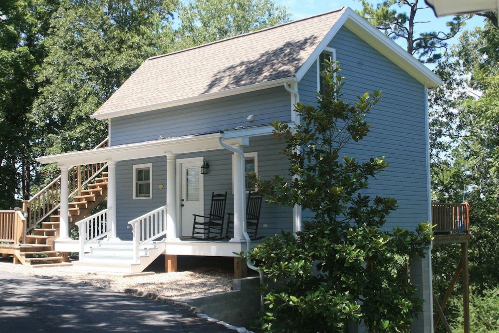 Lookout Cottages