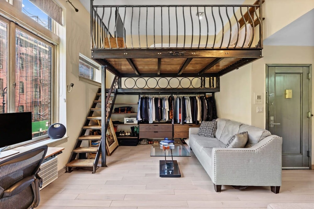 Charles Court II by Rovetravel West Village Loft