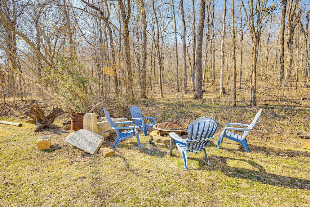 Peaceful Cabin at Lake Logan w/ Spacious Yard!