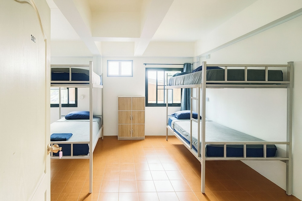 Satop Travelers Guesthouse