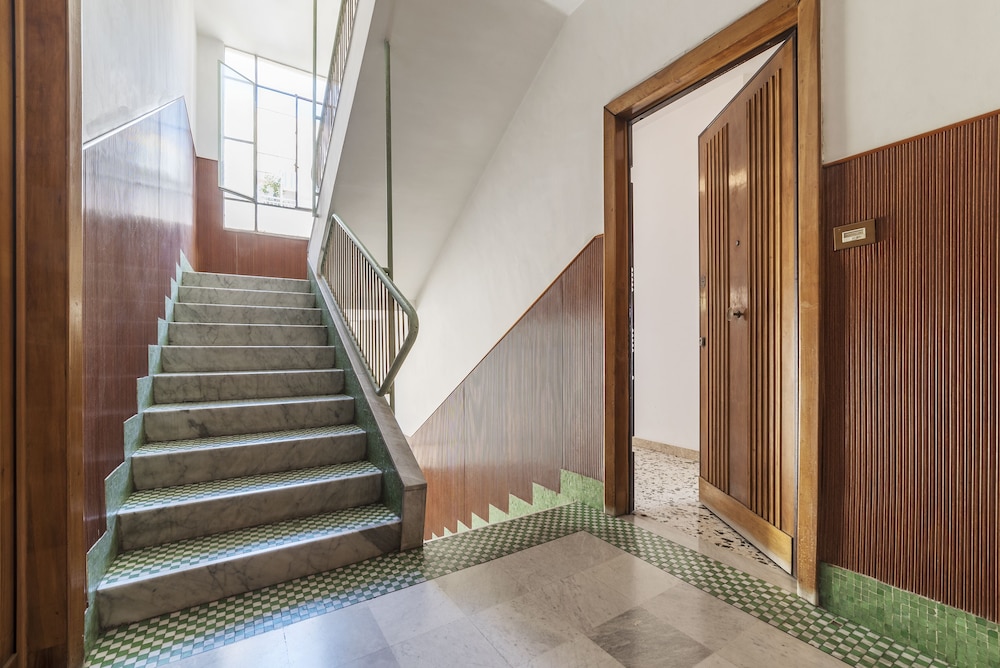 Aurelio Apartment Near the MM Ubaldi