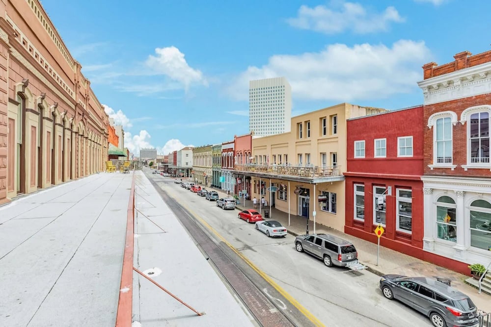 Galveston Historic Strand Loft 204 view 4