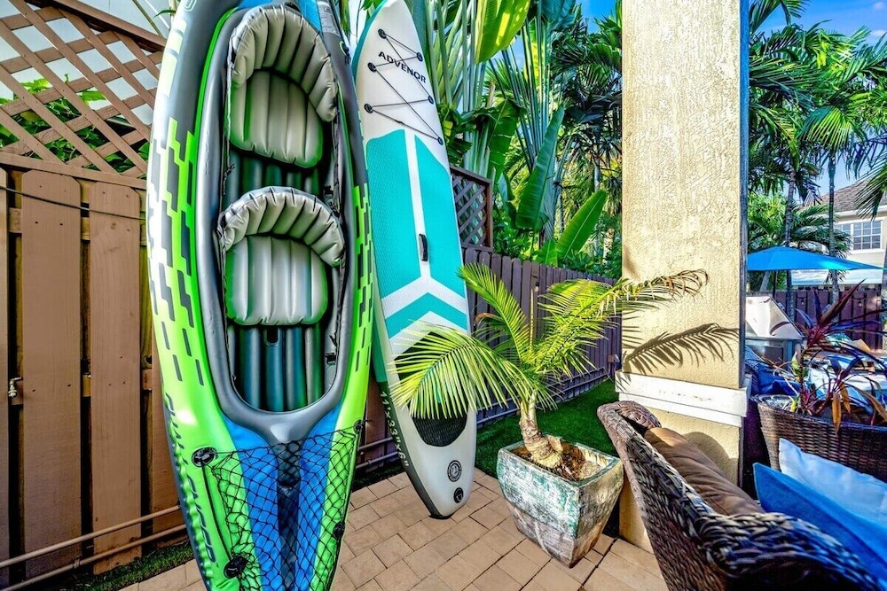 5 Bedroom Luxury Home, Minutes to Las Olas, Shops & Beach