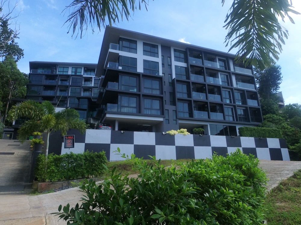 A202 - One Bedroom Partial Seaview Serviced Apartment, Ao Nang Beach