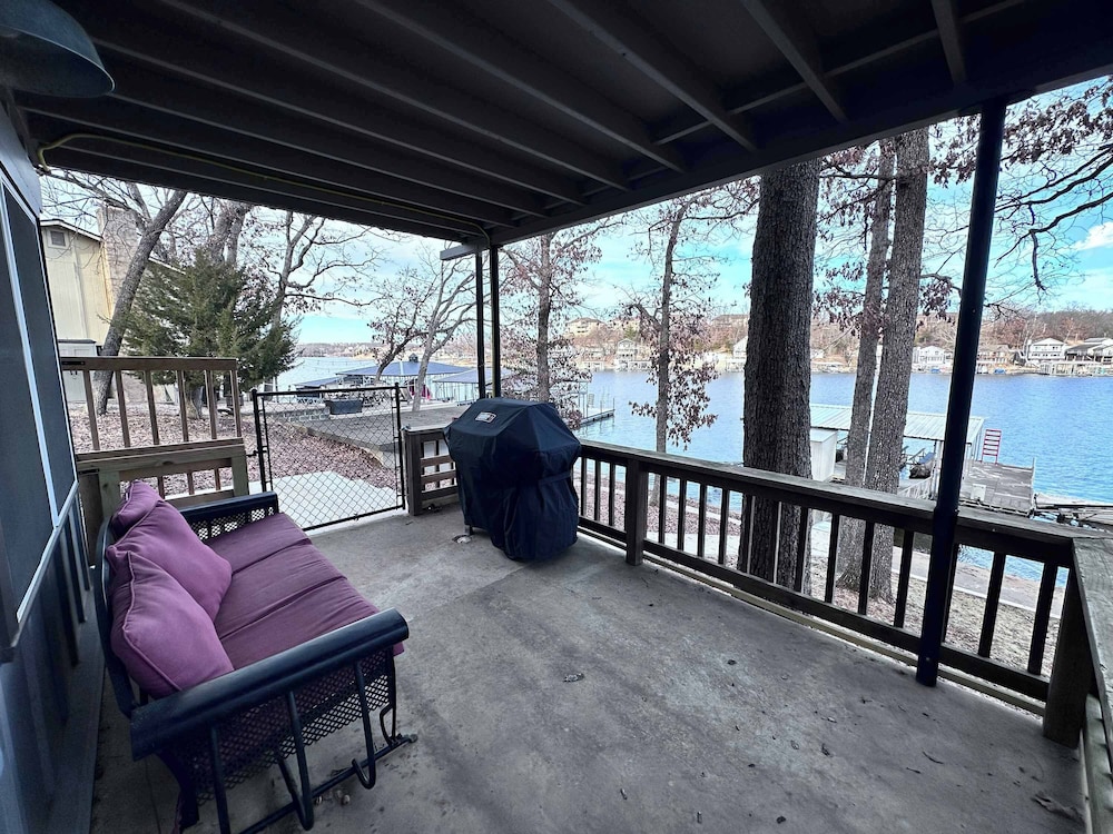 Red Deer Cabin Stay for 8!