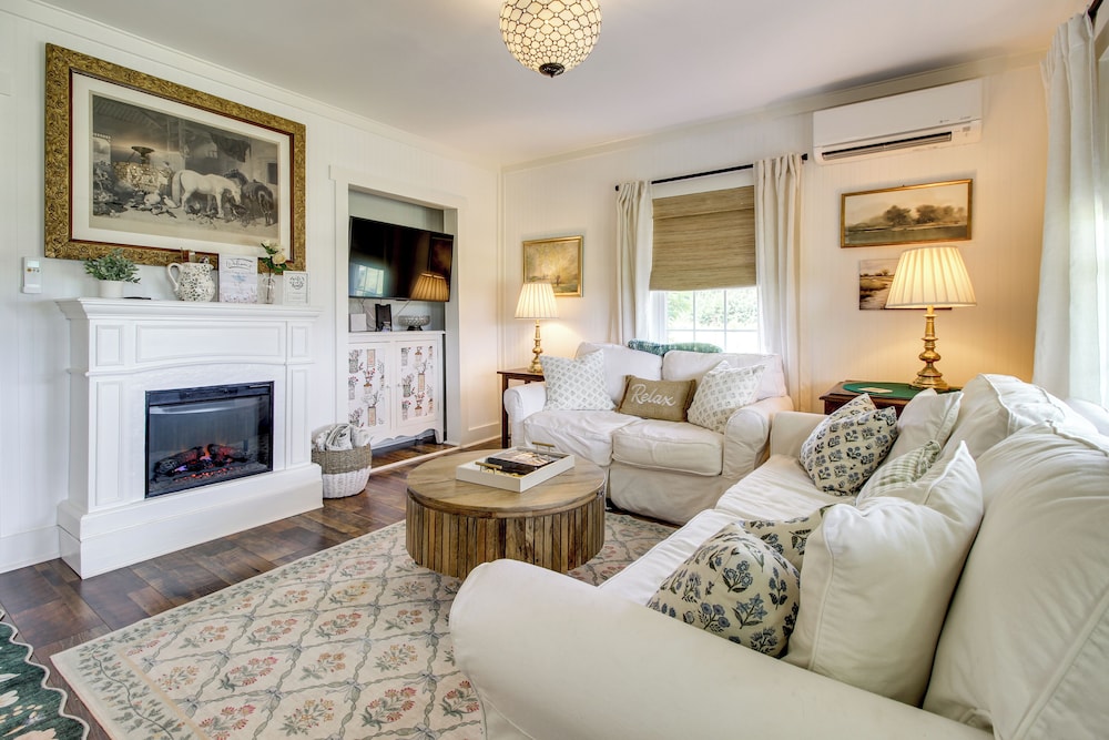 Shepard Cottage Near Wilmington & Wedding Venue