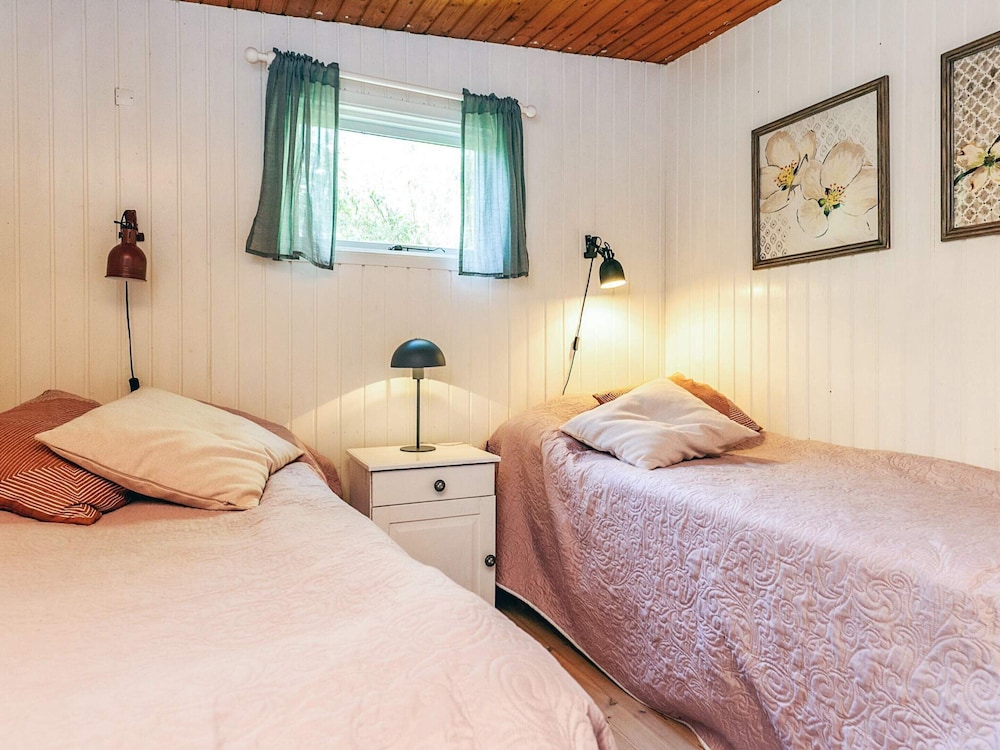 6 Person Holiday Home in Dannemare