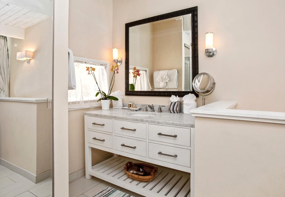 Napili Point 2 Free Rental Cars KBM Resorts Ocean View 1-bedroom Villa At Napili Point Maui 2 Units, 3 Bedrooms Ml-1556