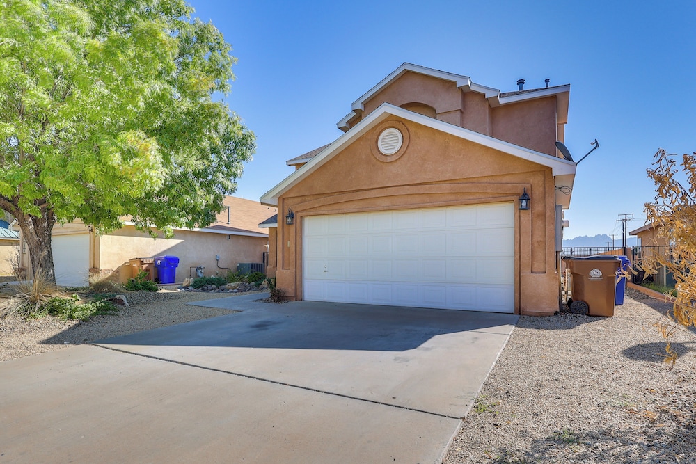 Pet-friendly Las Cruces Home w/ Private Patio view 4