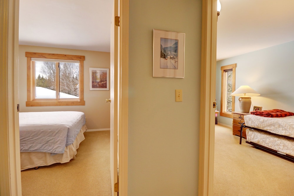 1250 Willow Grove 3 Bedroom Townhouse