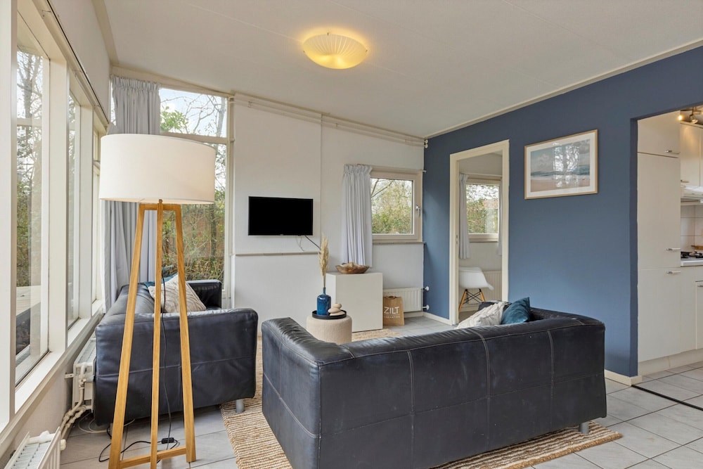 Apartment Near North Sea Beach