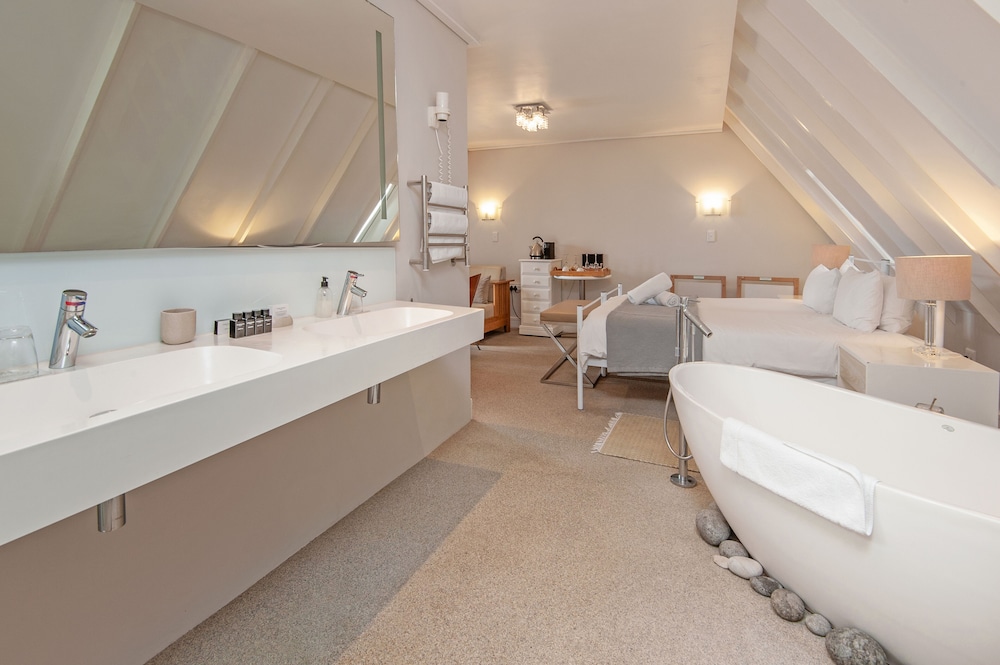 Hermanus Vacations - Harbour House Hotel - Property Image 11