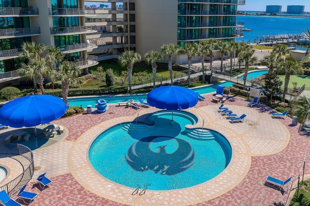 Phoenix On The Bay 1527 3 Bedroom Condo