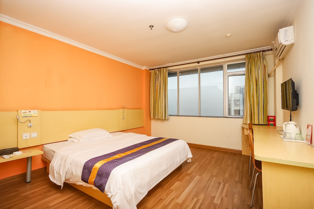 YuanMan Hotel