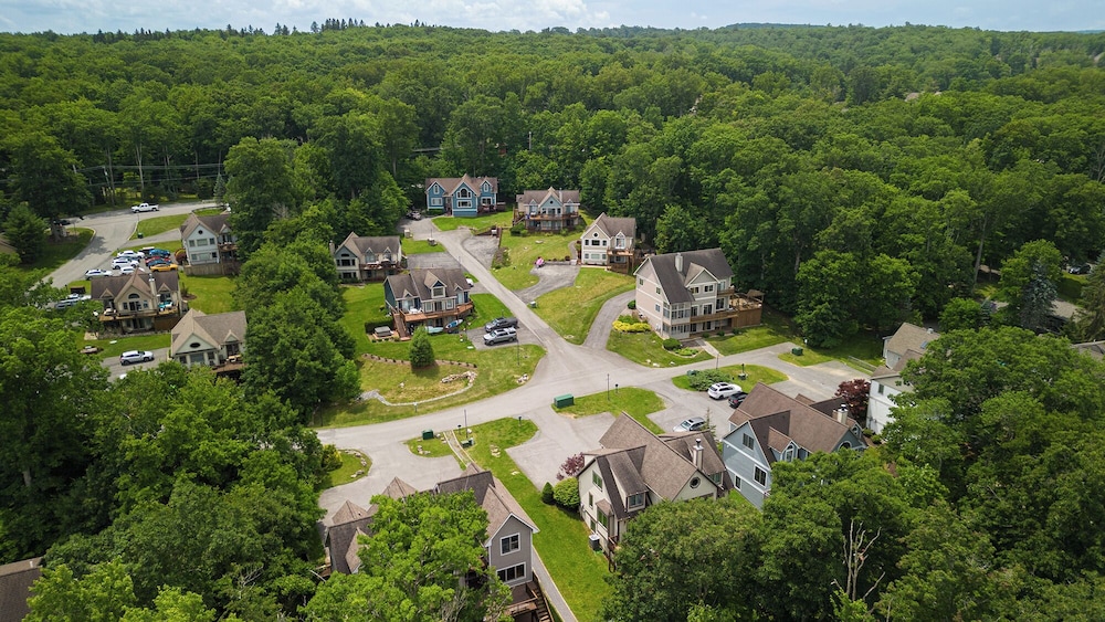 The Lakehouse view 4
