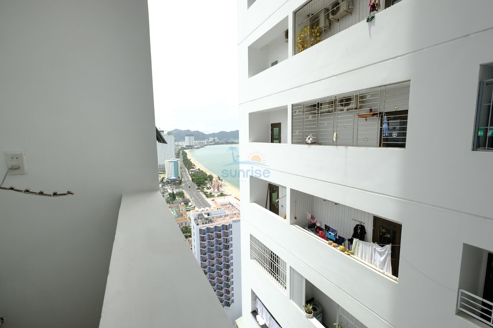 Sunrise Ocean View Apartment