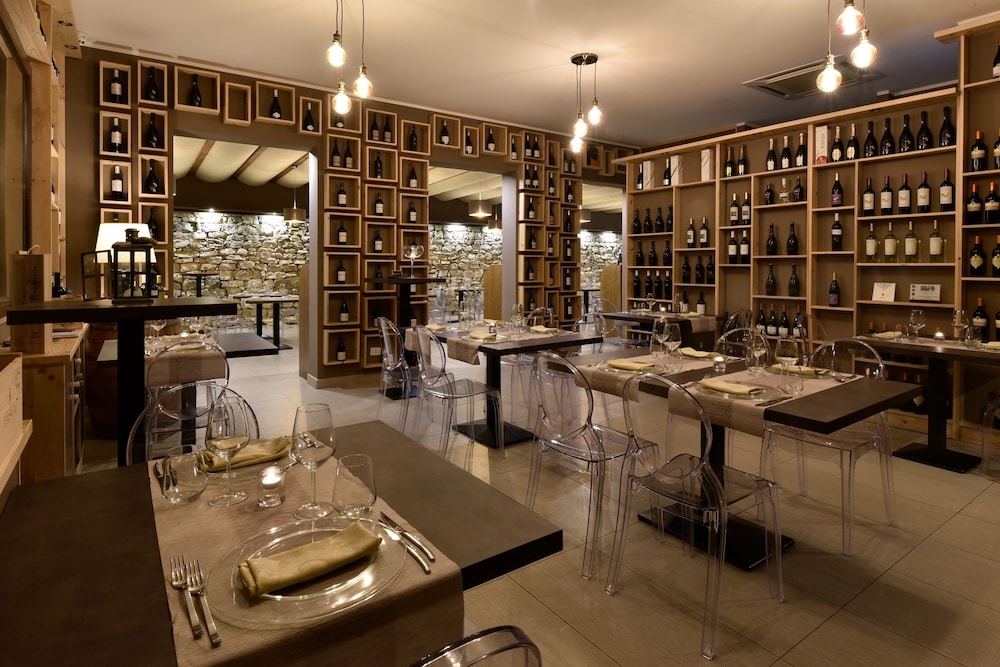 Valderice Vacations - Hotel Parco Degli Aromi Resort  SPA - Property Image 4