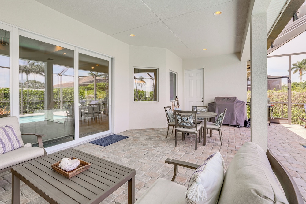 1/2 Mi to Beach: Poolside Oasis on Marco Island!