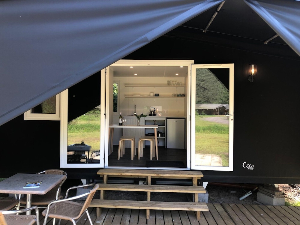 Lodge Near Antwerp With Nature Trails