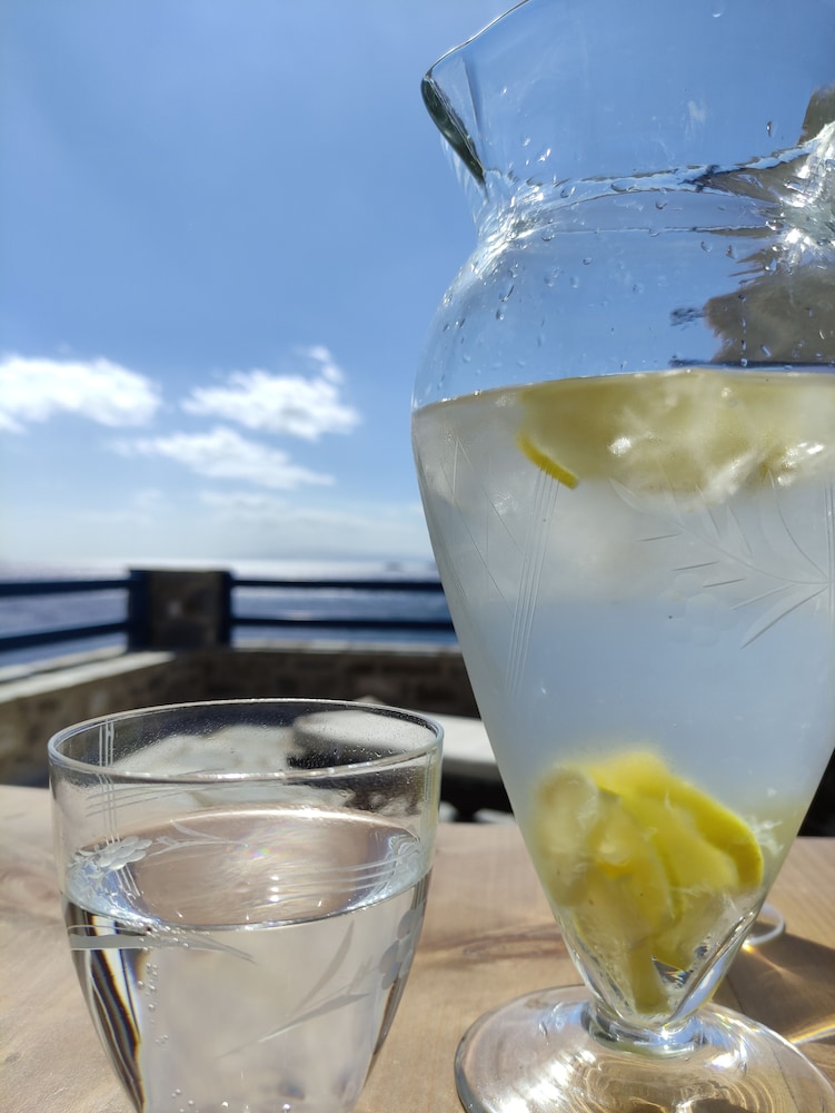 AURA PAROS