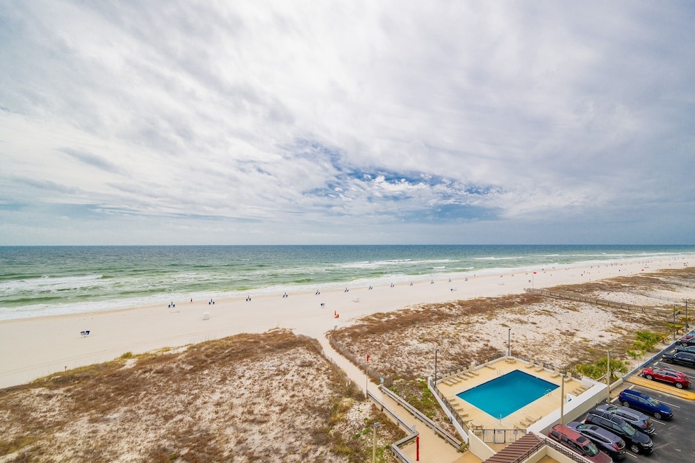 Island Winds East 602 2 Bedroom Condo