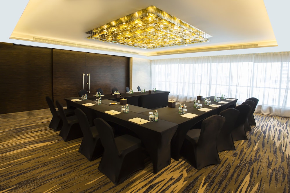 Abu Dhabi Vacations - Jannah Burj Al Sarab - Property Image 39