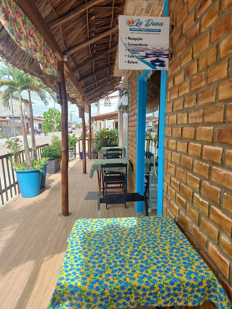 El Lugar