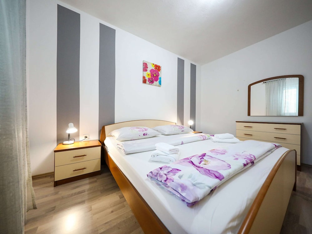Holiday Home in Policnik With Pool view 3