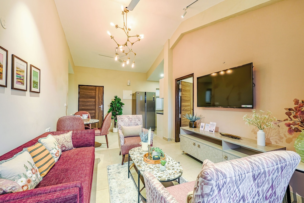 Alaya Stays Veera Serina 3 BHK with Pool
