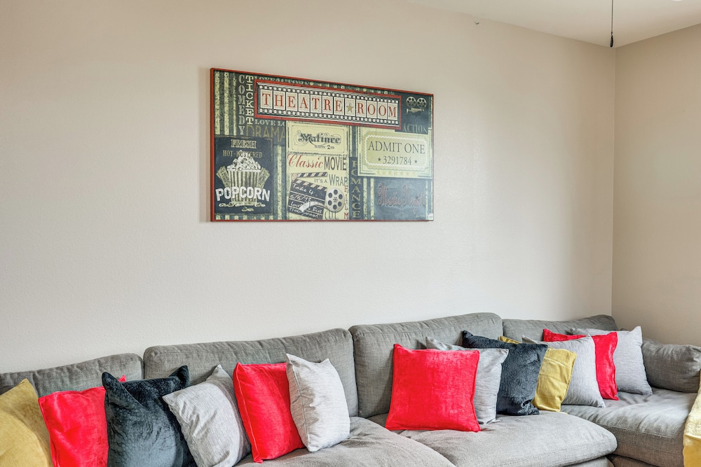 11 Mi to the Strip: Quiet Home in North Las Vegas