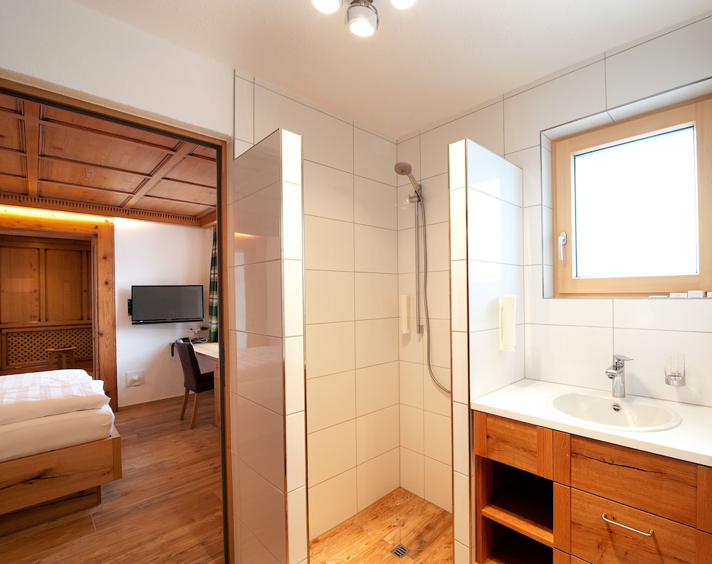 Hotel St. Hubertus Grossdorf e.U.