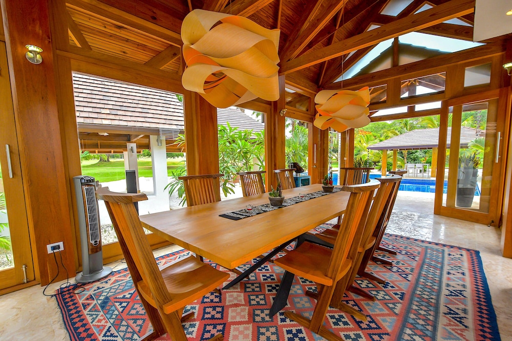 Hilton Cottage