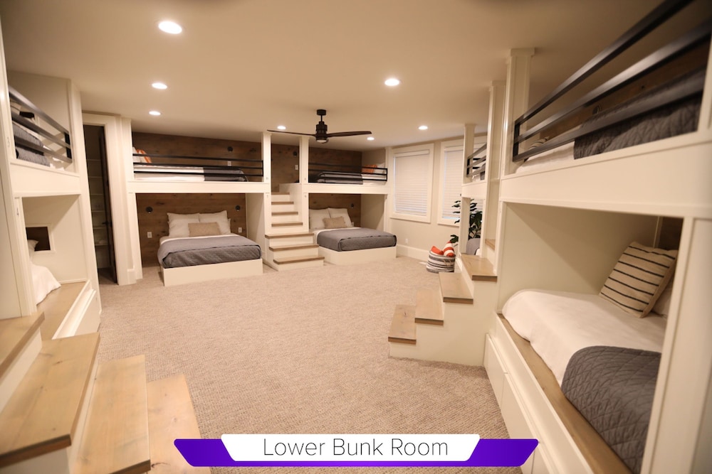 Glenn Haven Luxury Large Group Getaway Sleeps 60