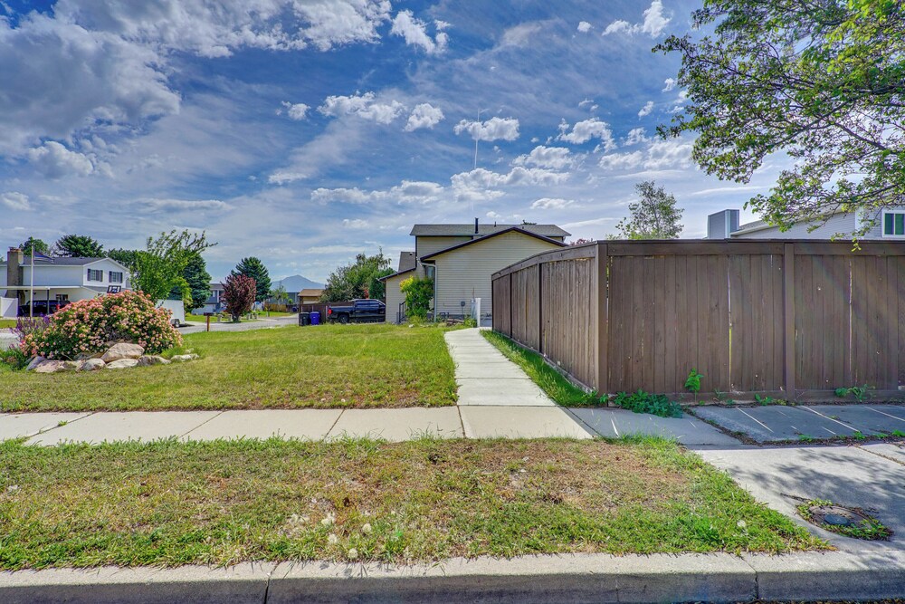 Walk to Valley Park: Pet-friendly SLC Apartment