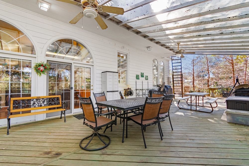 Lachicotte Vacation Rentals