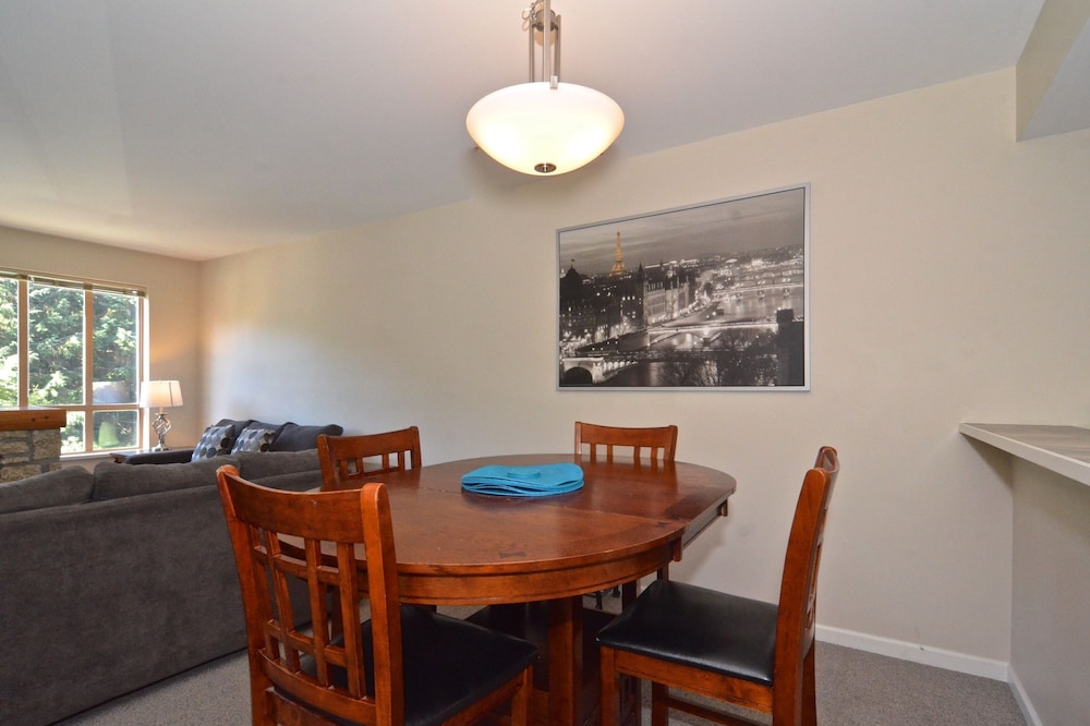 Whistler Blackcomb VR at Tyndall Stone - Image 4