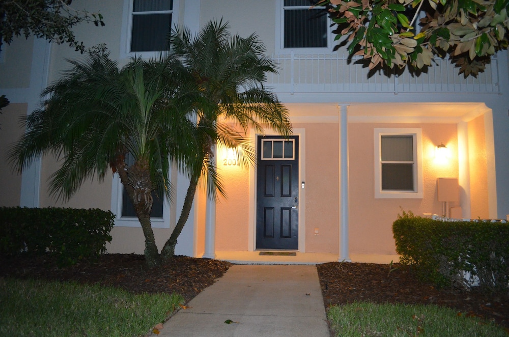 Peaceful townhouse in Kissimmee Florida - Image 1