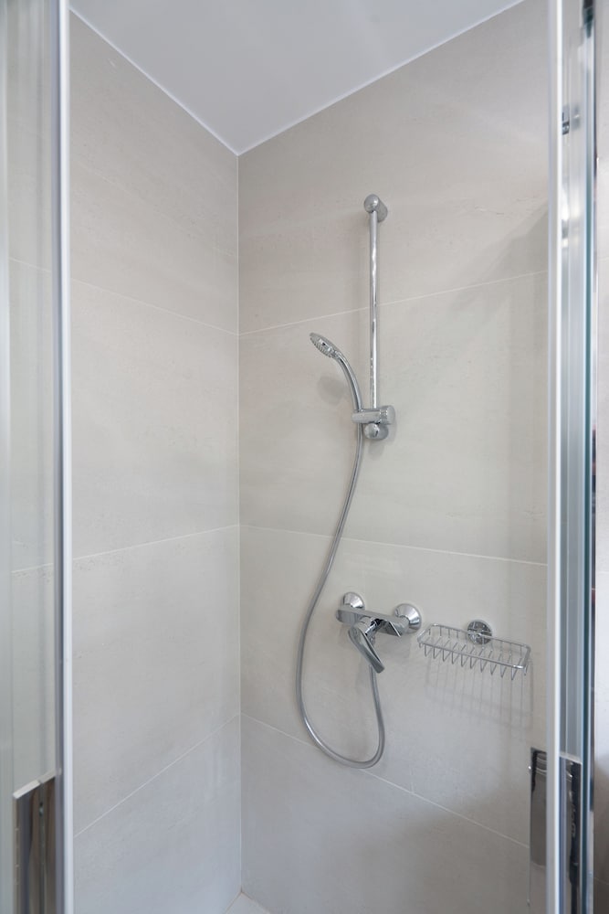 Upscale Apartment in Chalandri with Large Terrace photo 5