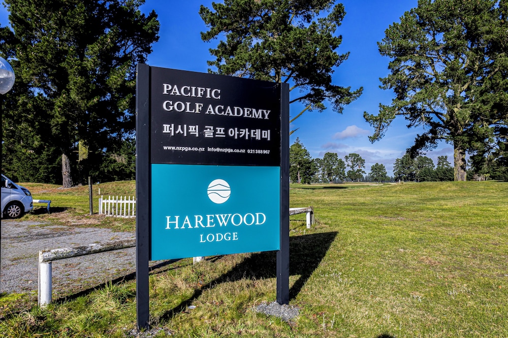 Harewood Lodge