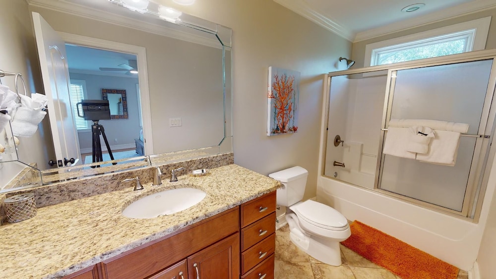 The Pelican House by Tybee Vacation Rentals