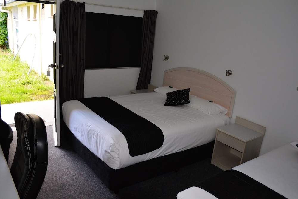 Alabaster Motor Inn Taree view 5