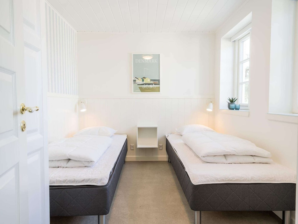 10 Person Holiday Home in Blavand view 4