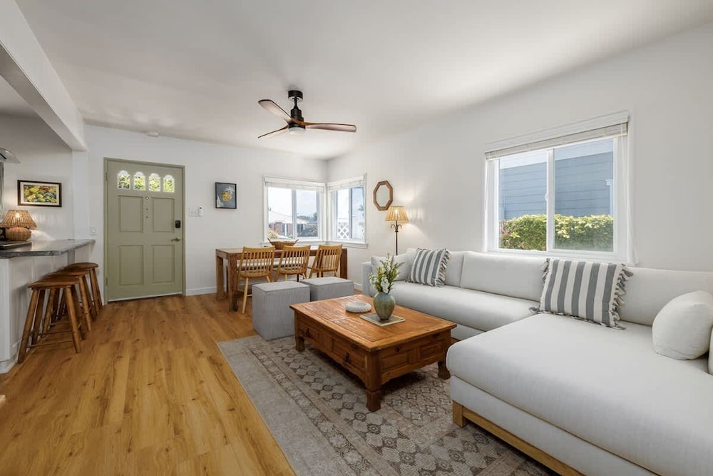 Carlsbad Cottage - Remodeled