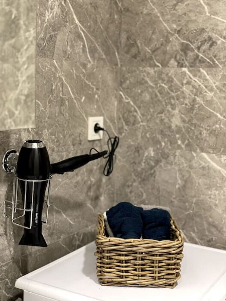 Stylish 1-bedroom Apartment Near Mall of Istanbul