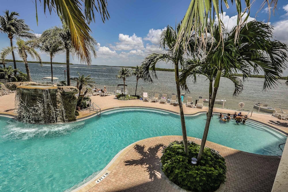 Lovers Key Resort Penthouse 3 view 2