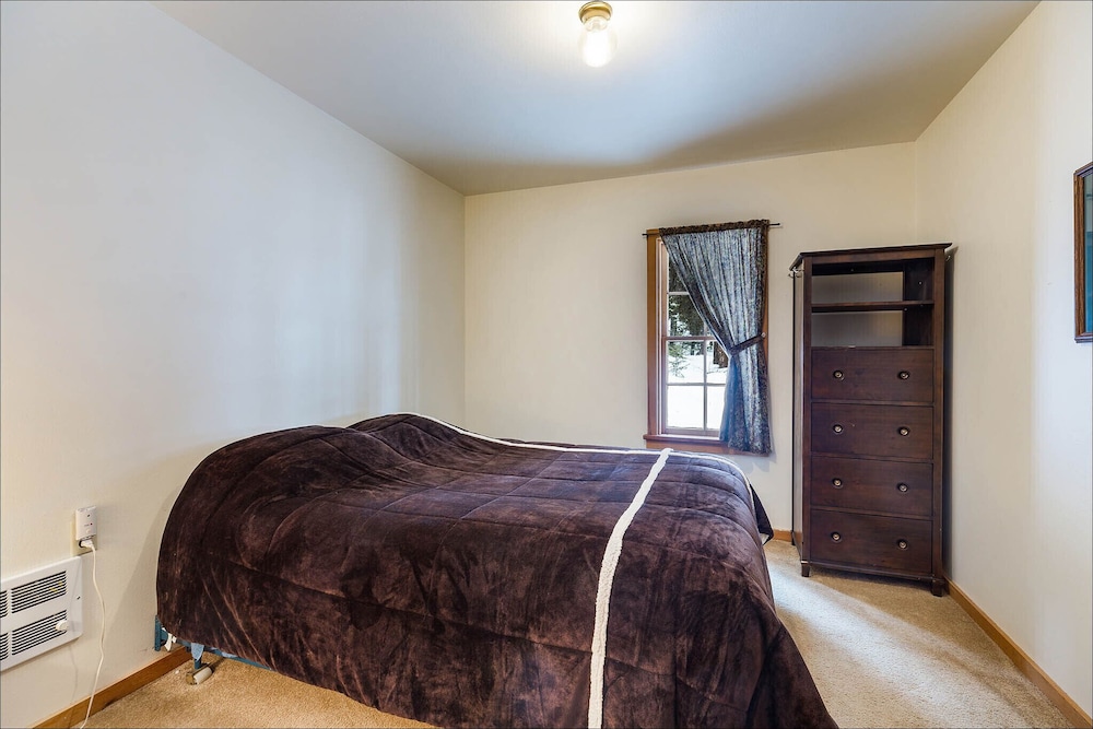 Diamond Belle Guest Ranch view 5
